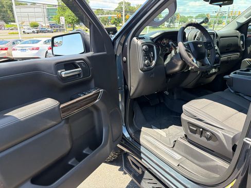 Certified 2019 Chevrolet Silverado 1500 LT w/ All-Star Edition AWD/4WD image 11