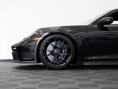Certified 2024 Porsche 911 GT3 RWD image 11