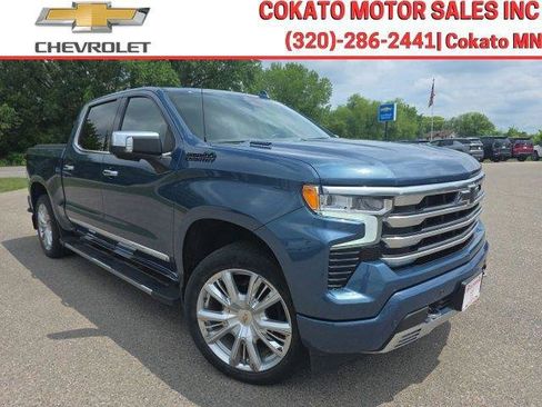 Used 2024 Chevrolet Silverado 1500 High Country w/ High Country Premium Package AWD/4WD image 1