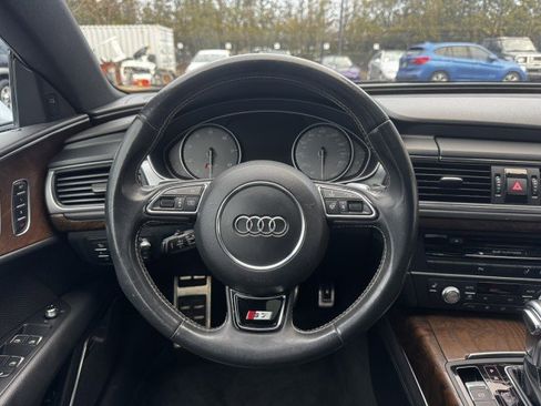 Used 2013 Audi S7 Prestige image 32