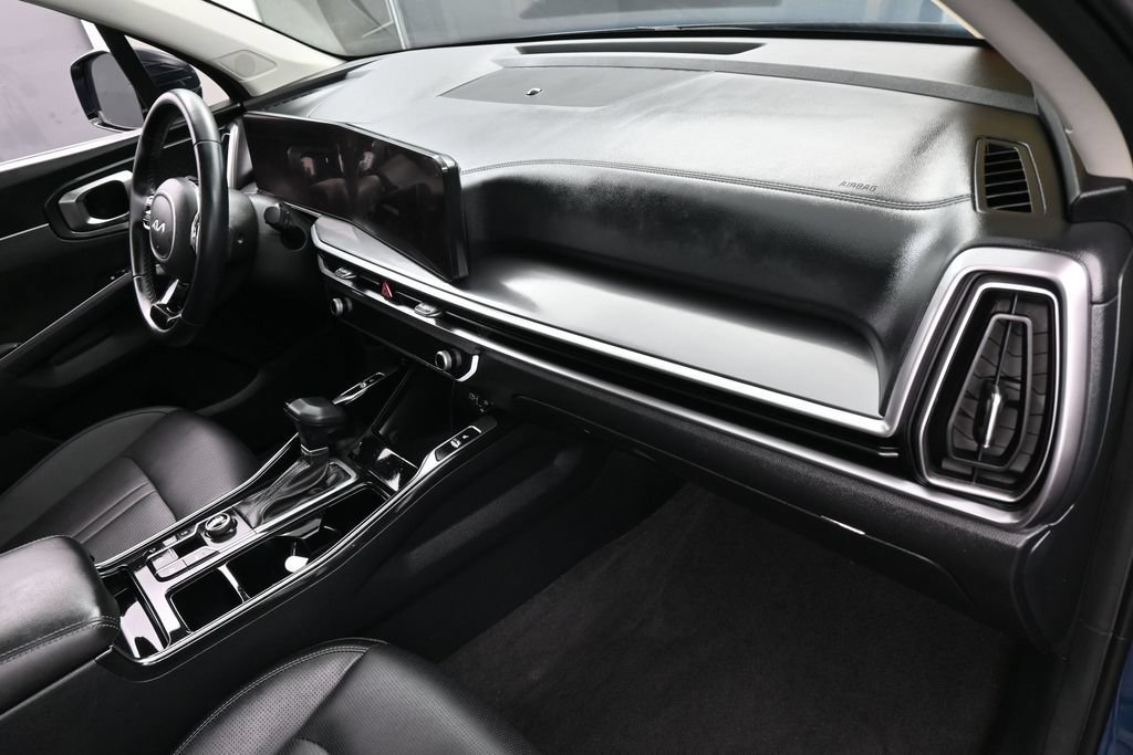Used 2025 Kia Sorento S w/ Panoramic Sunroof Package FWD image 45