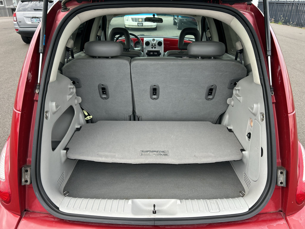 Used 2007 Chrysler PT Cruiser Limited w/ Chrome Accents Group FWD image 32
