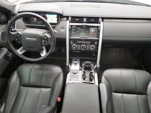 Used 2019 Land Rover Discovery HSE image 21
