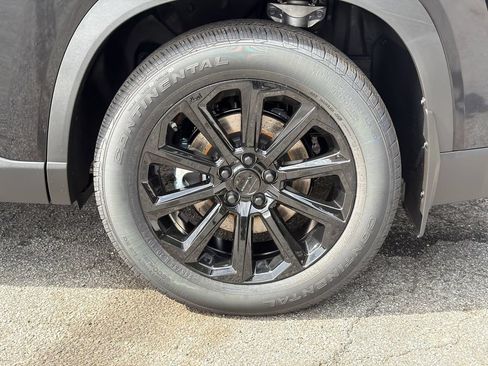 New 2026 Toyota Grand Highlander XLE FWD image 17