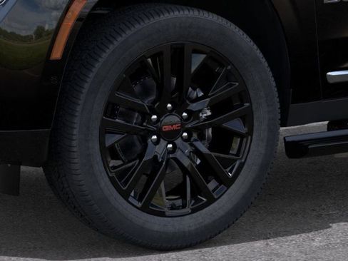 New 2026 GMC Yukon Denali w/ Denali Reserve Package AWD/4WD image 8