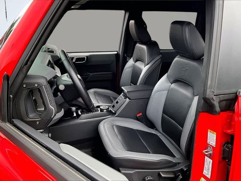 Used 2024 Ford Bronco Big Bend image 11