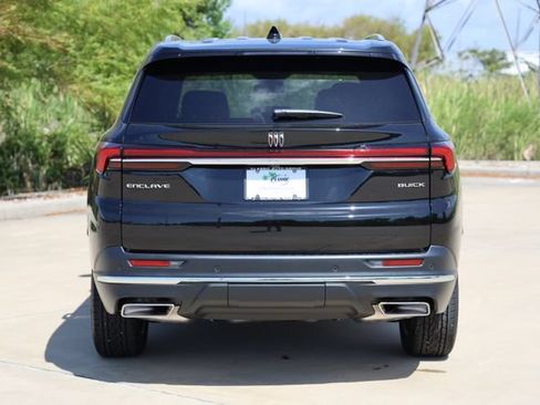 New 2026 Buick Enclave Preferred FWD image 7
