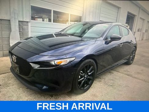 Used 2024 MAZDA MAZDA3 s FWD image 1