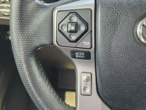 Used 2018 Toyota 4Runner SR5 Premium RWD image 29