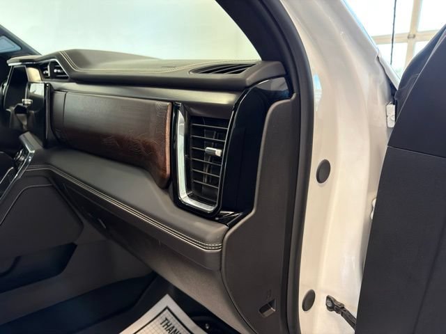 Used 2024 GMC Sierra 1500 Denali Ultimate AWD/4WD image 43