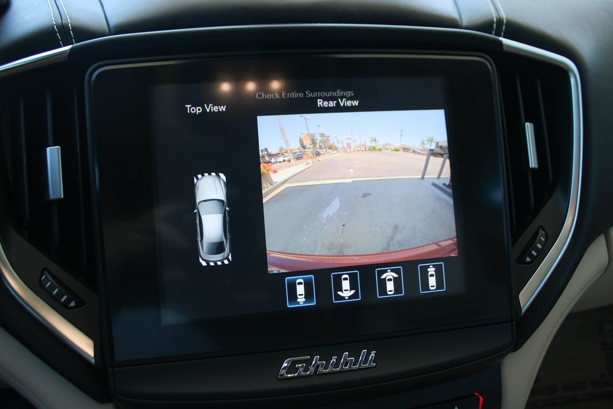 Used 2018 Maserati Ghibli S GranSport RWD image 26