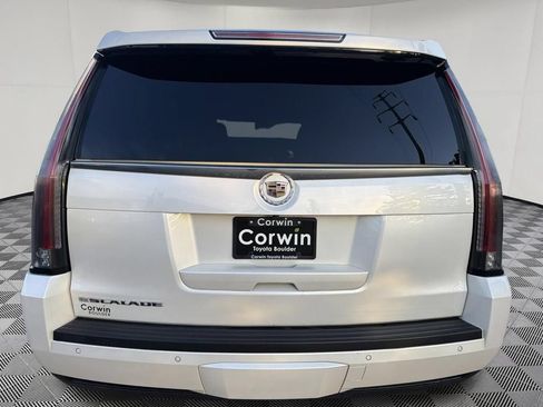 Used 2015 Cadillac Escalade Premium AWD/4WD image 7
