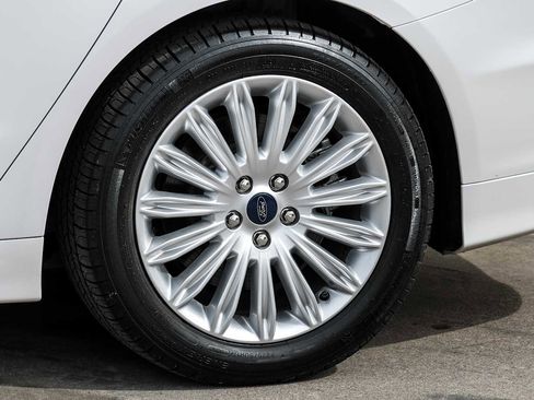 Used 2014 Ford Fusion Energi Titanium image 55