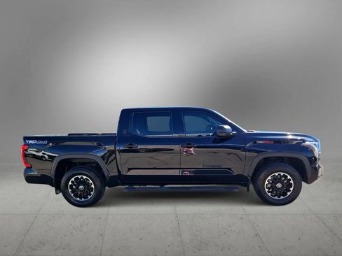 Used 2022 Toyota Tundra SR5 w/ TRD Off-Road Package image 10