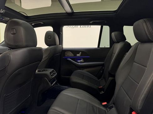 Certified 2025 Mercedes-Benz GLS 450 4MATIC image 19