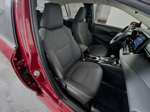 Used 2022 Toyota Corolla LE image 31