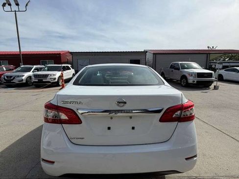 Used 2015 Nissan Sentra S image 15