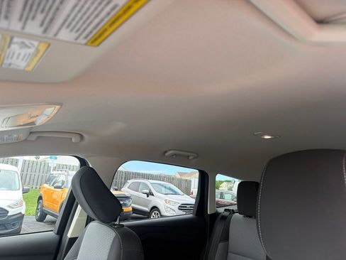 Used 2018 Ford Escape SE w/ SE Sync 3 Package FWD image 31