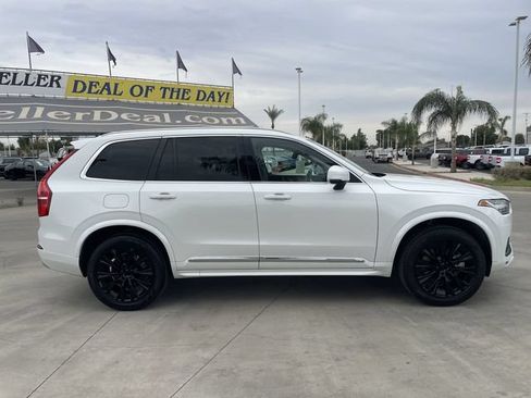 Used 2022 Volvo XC90 T8 Inscription Expression w/ Climate Package AWD/4WD image 9