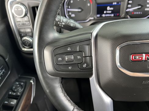 Used 2023 GMC Sierra 3500 SLT w/ SLT Convenience Package AWD/4WD image 27