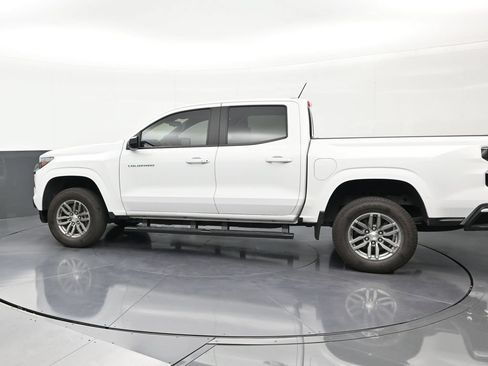 Used 2024 Chevrolet Colorado LT w/ LT Convenience Package RWD image 2