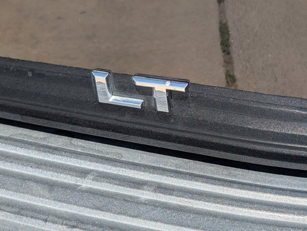 Used 2024 Chevrolet Tahoe LT AWD/4WD image 34