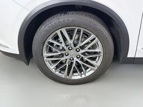 Used 2024 Acura MDX SH-AWD w/ Advance Package image 39