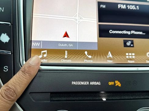 Used 2019 Lincoln Nautilus Reserve FWD image 14