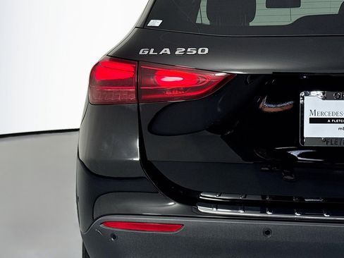 Certified 2025 Mercedes-Benz GLA 250 image 15
