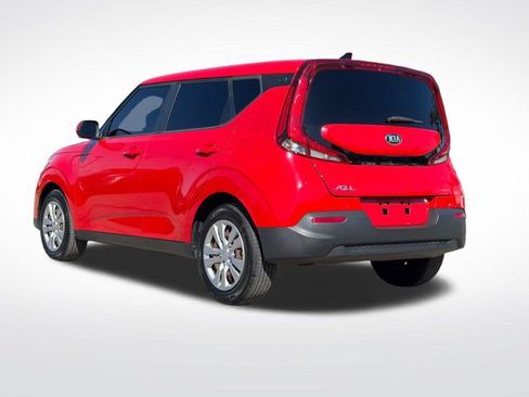 Used 2021 Kia Soul LX FWD image 5
