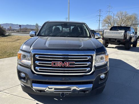 Used 2017 GMC Canyon SLT w/ Driver Alert Package image 8
