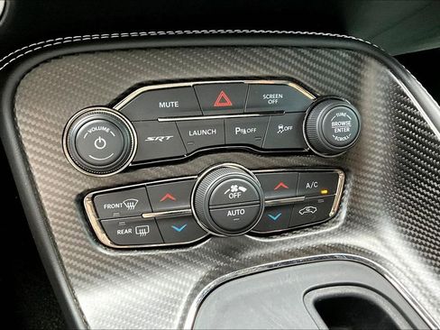 Used 2022 Dodge Challenger SRT Hellcat RWD image 13