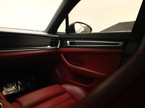 Used 2023 Porsche Panamera Platinum Edition RWD image 45