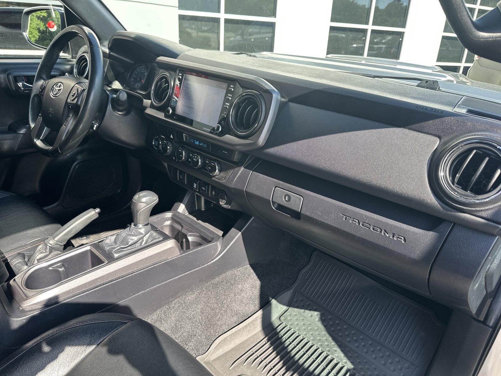 Used 2021 Toyota Tacoma TRD Sport AWD/4WD image 29