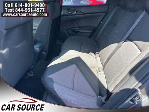 Used 2018 Honda Civic Sport image 10