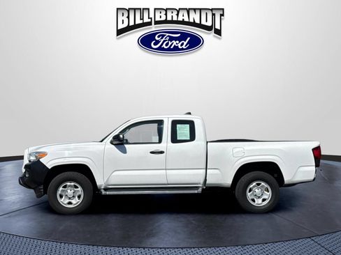 Used 2018 Toyota Tacoma SR RWD image 6