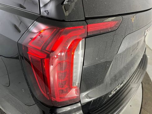 Used 2022 GMC Yukon AT4 image 22