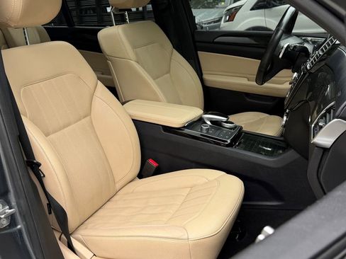 Used 2018 Mercedes-Benz GLS 450 4MATIC image 11