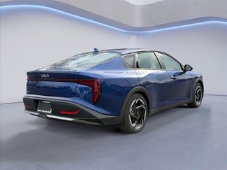 New 2025 Kia K4 EX video 3