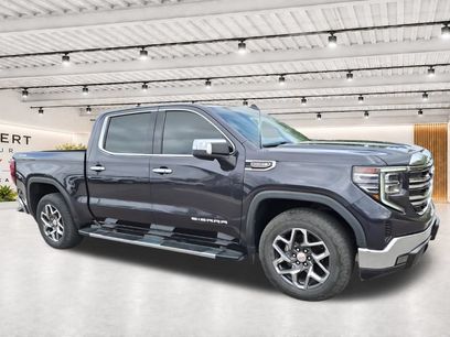 Used 2022 GMC Sierra 1500 SLT w/ SLT Convenience Package