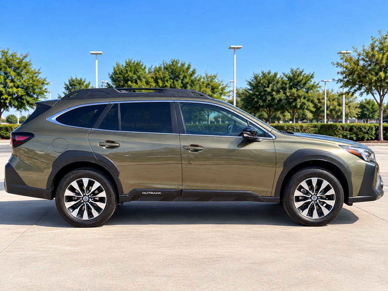 Used 2024 Subaru Outback Limited AWD/4WD image 5