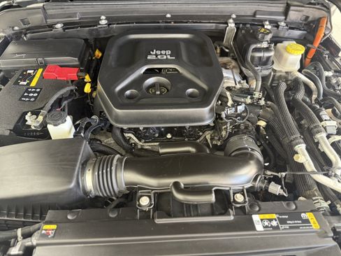 Used 2021 Jeep Wrangler Unlimited Rubicon 4xe w/ Steel Bumper Group image 24