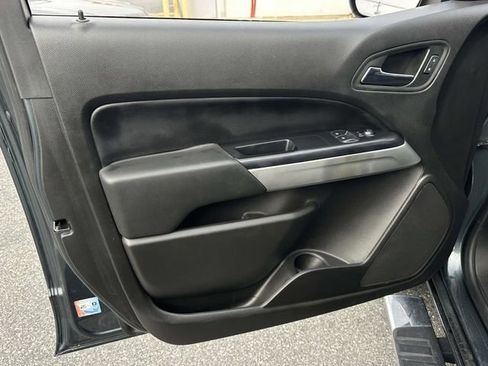 Used 2015 Chevrolet Colorado LT w/ LT Convenience Package image 15