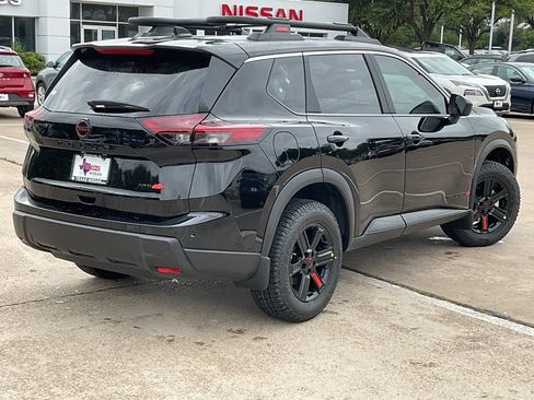 New 2026 Nissan Rogue SV AWD/4WD image 5