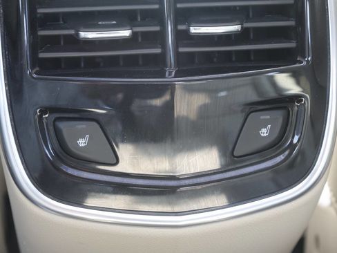 Used 2016 Cadillac XTS Luxury w/ Driver Awareness Package image 21