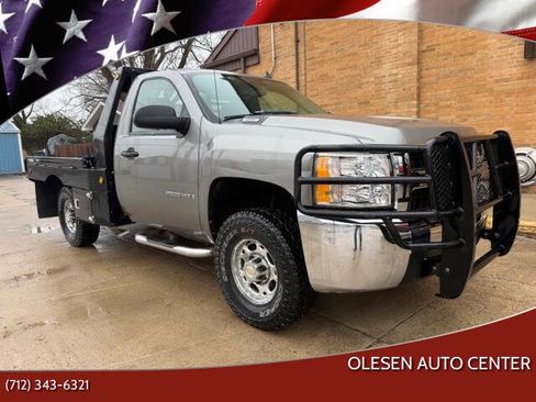 Used 2007 Chevrolet Silverado 2500 W/T w/ Snow Plow Prep Package image 1
