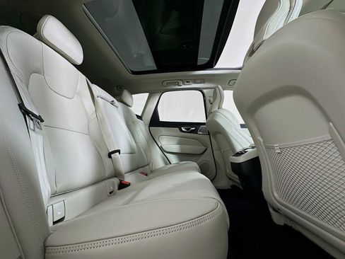 New 2026 Volvo XC60 B5 Ultra w/ Climate Package PRO image 26