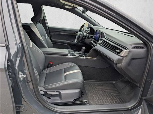 Used 2026 Toyota Camry SE FWD image 19