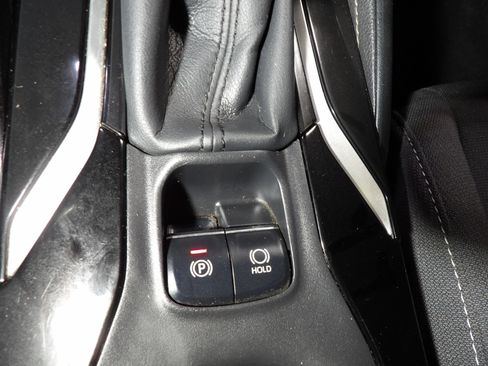 Used 2021 Toyota Corolla SE FWD image 14