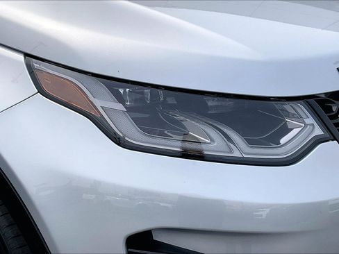 New 2026 Land Rover Discovery Sport Landmark image 17